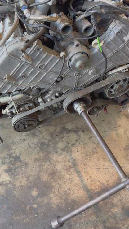 Ferrari 348 Motor ,Getriebe und hinterer Rahmen